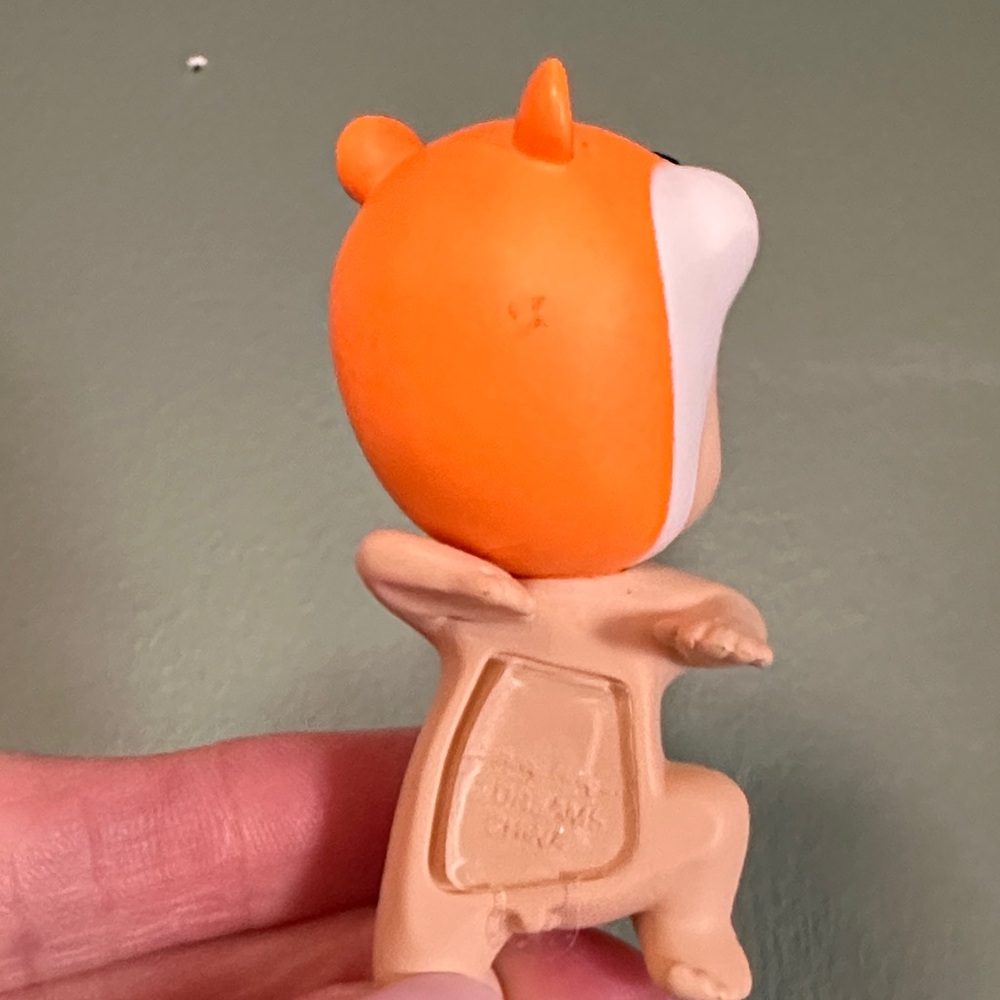 SONNY ANGEL HIPPERS Looking Back Series Neon colors HAMSTER 🐹 NEW - Picture 5 of 5